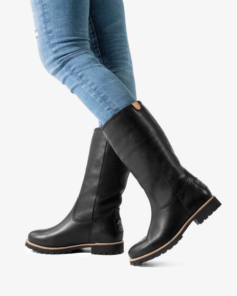 Bambina Igloo Trav botas de piel con forro interior de pelo natural. negro