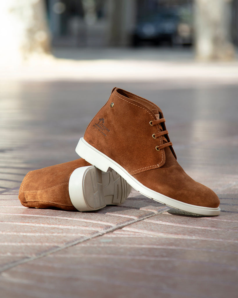 Bayron botines de piel con forro interior de piel. cuero