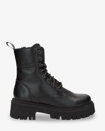 Carlyn botas de piel con forro interior de pelo. negro