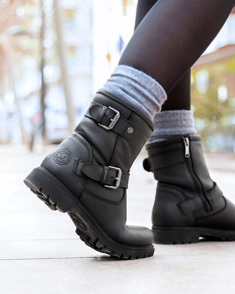 Felina Igloo botas de piel con forro interior de pelo natural. negro