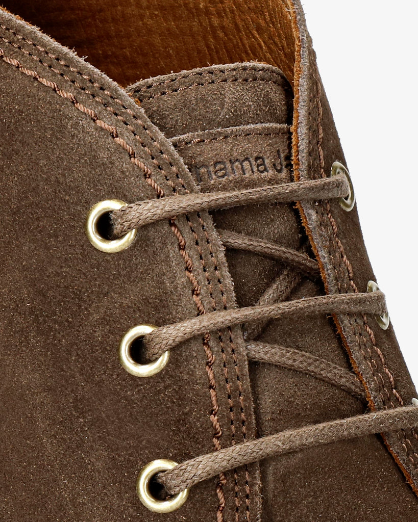 Gael botín de piel con forro interior de piel. humo