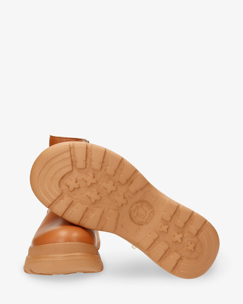 Henar botines de piel con forro interior de piel. camel