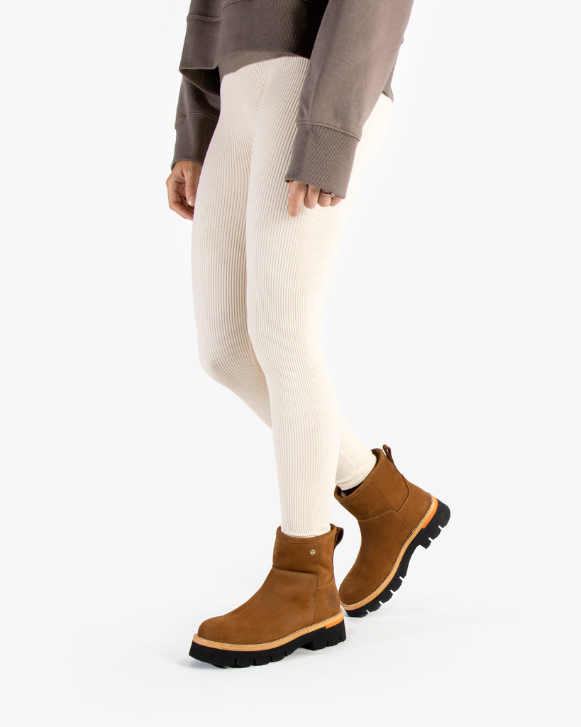 Laia botas de piel con forro interior de pelo. cuero