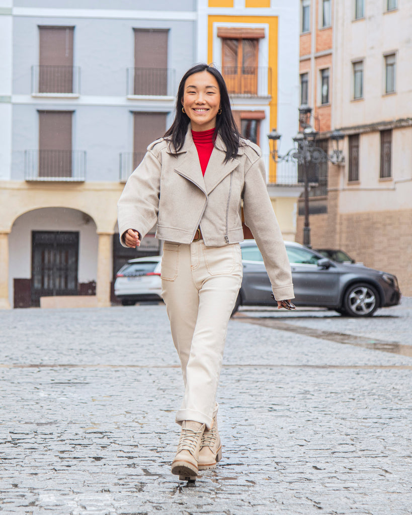 Padma botas de piel con forro interior de pelo. crudo